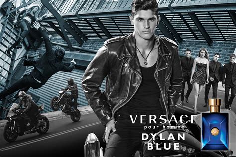 pubblicità versace dylan blue modella|versace dylan blue.